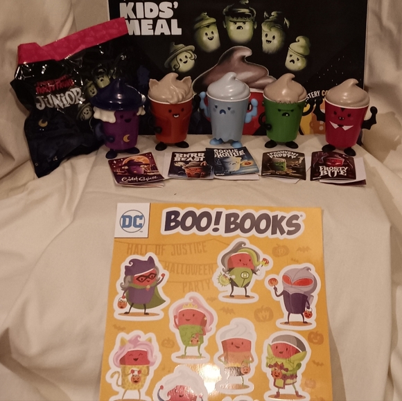 Frosty Frights Ultimate Collection - Picture 2 of 6